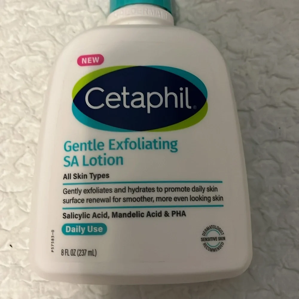 NWT Cetaphil Gentle Exfoliating Lotion - Picture 3 of 4